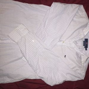 Vineyard Vines Whale Shirt. Size small.